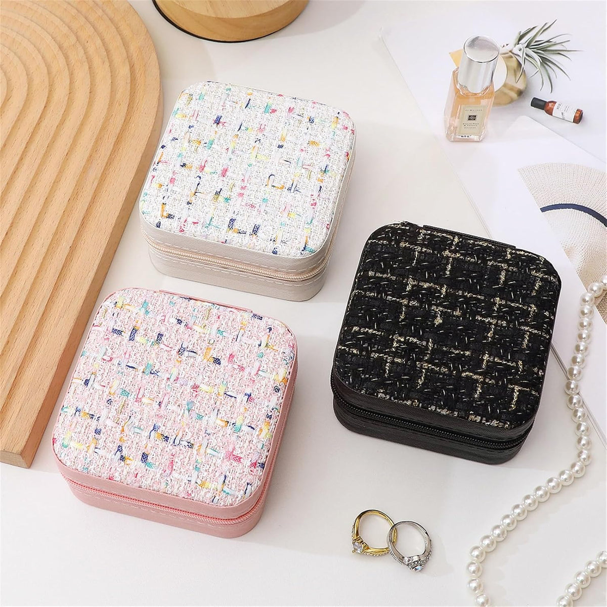 Chic Jewelry Organizer Box for Women, Travel-Friendly Velvet Case with Secure Closure, Multi-Functional Design