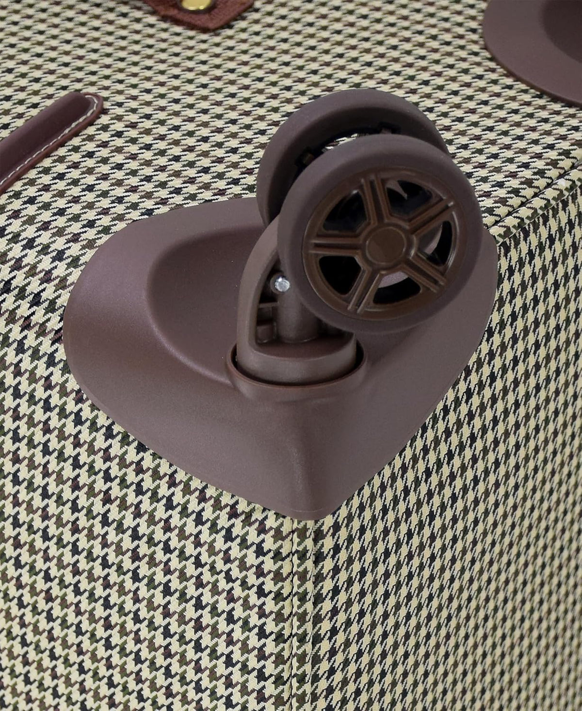 Cambridge 20" Expandable Spinner Carry-On Softside Suitcase with Padded Laptop Compartment, Olive Houndstooth