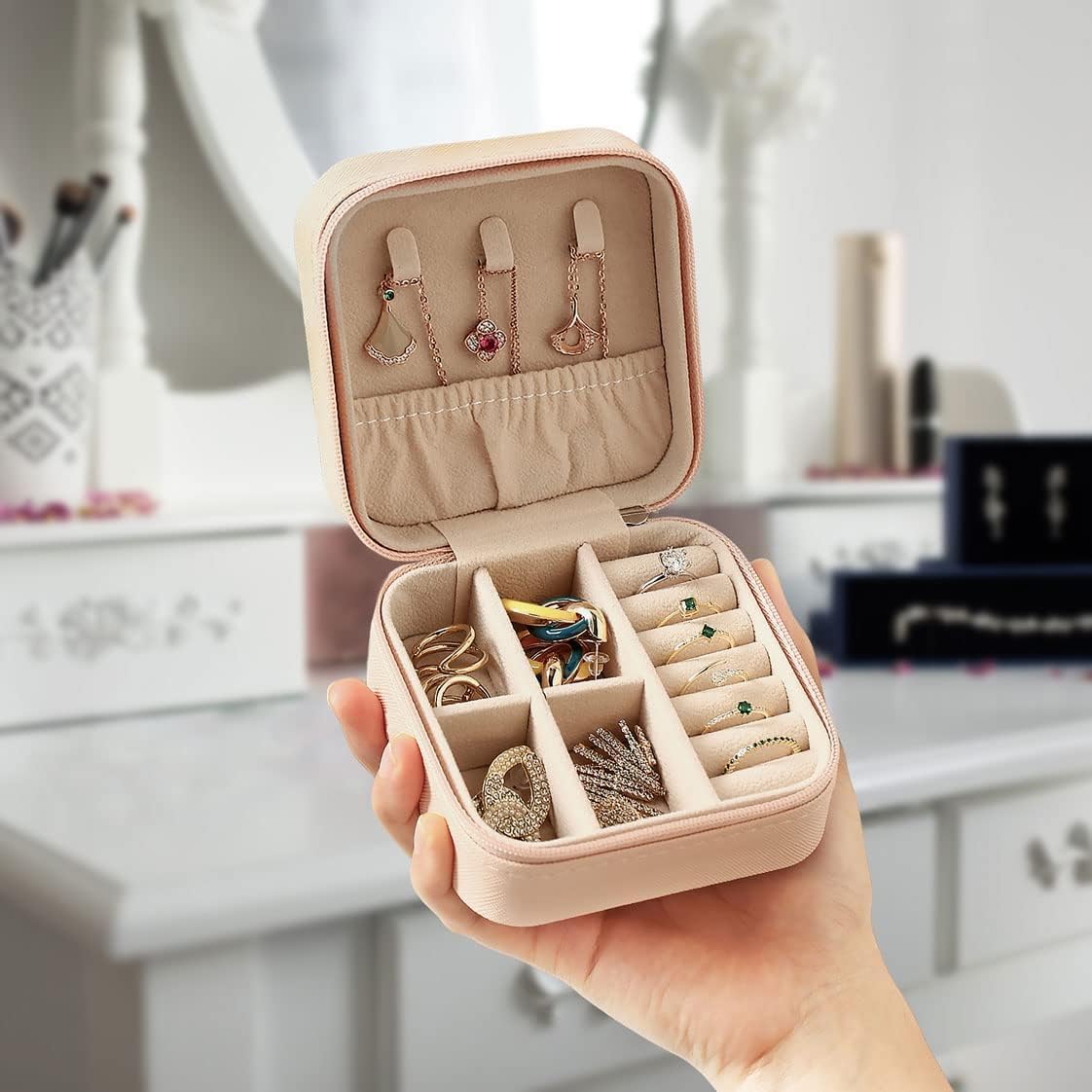 Travel Jewelry Case, Mini Portable Jewelry Travel Boxes, Jewelry Organizer for Rings, Earrings, Pendants, Necklaces, Lipsticks, Etc. (Pink)