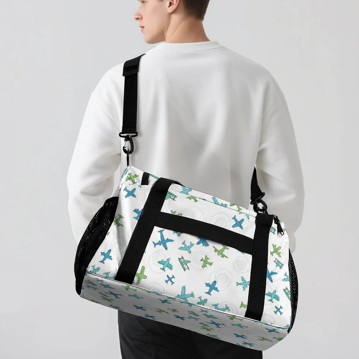 Travel and Gym Bag Duffel Easy Access Design Sports Weekender Overnight Carry On