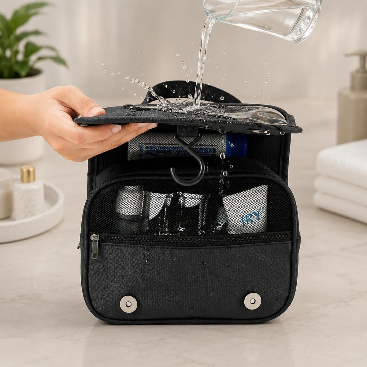 Large Hanging Toiletry Bag with Magnetic Snap Closure Waterproof Travel Durable Hanging Travel Toiletry Bag with Hook Hanging Toiletry Bags for Travel Size Toiletries