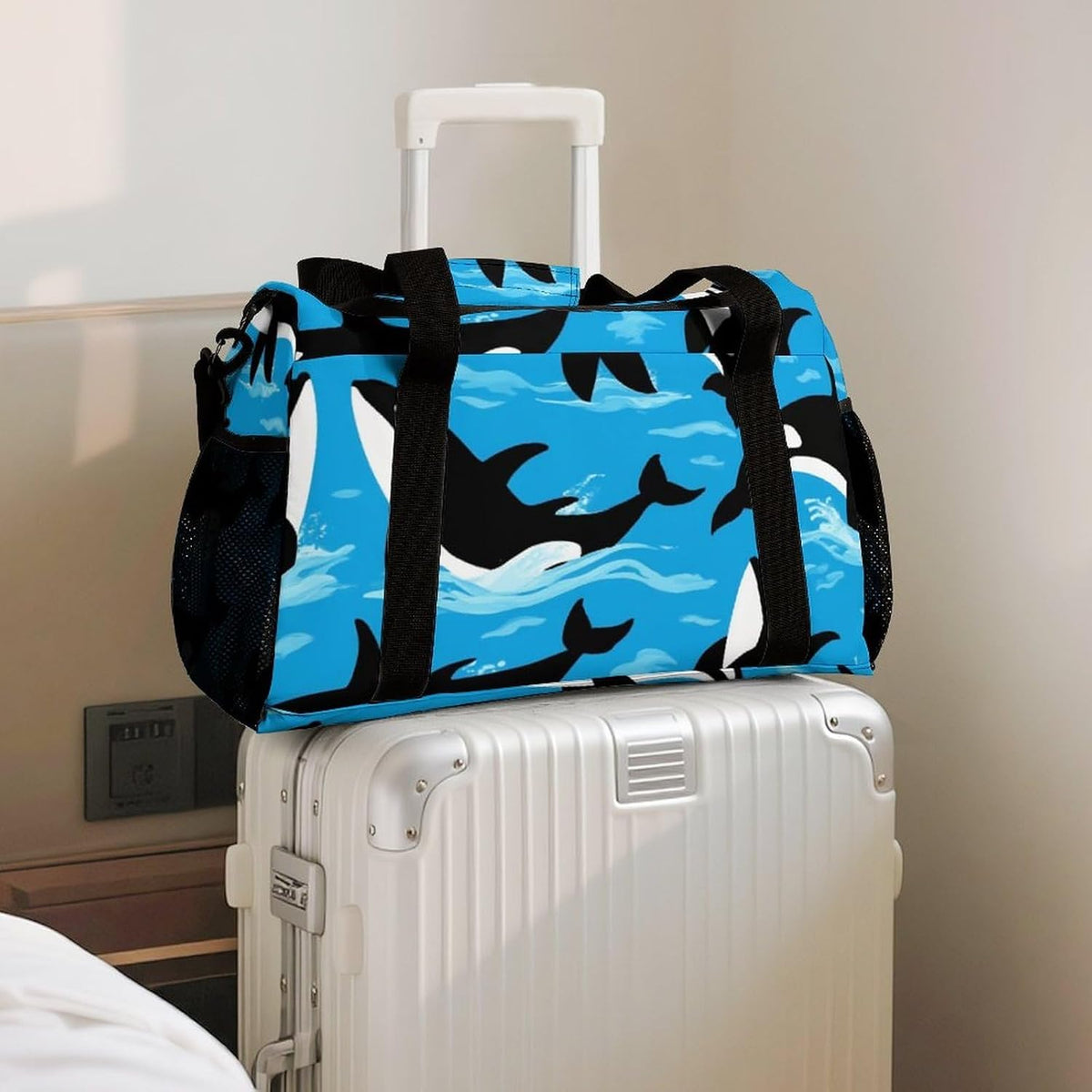 Travel and Gym Bag Duffel Easy Access Design Sports Weekender Overnight Carry On