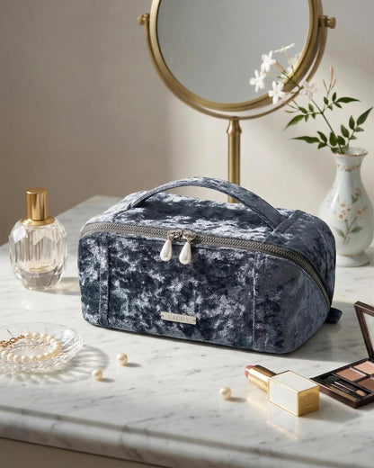 Travel Makeup Bag, Large Capacity Cosmetic Bag for Women, Waterproof PU Leather, Flat Open Portable Toiletry Bag for Skincare, Brushes & Travel Essentials - Colors A