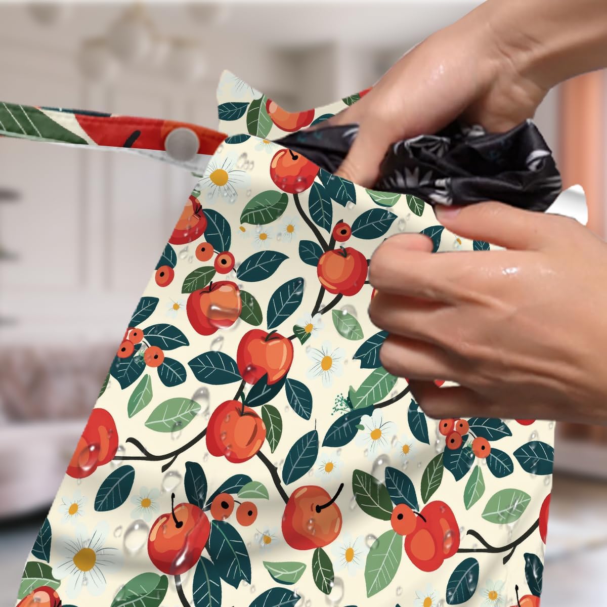 4 Pack Cute Fruit Wet Bag Waterproof Washable Reusable Wet Dry Bag for Swimsuit Dirty Clothes Cloth Diaper Travel Beach Pool Yoga Gym Toiletries Travel Beach Essentials Banana Strawberry Orange