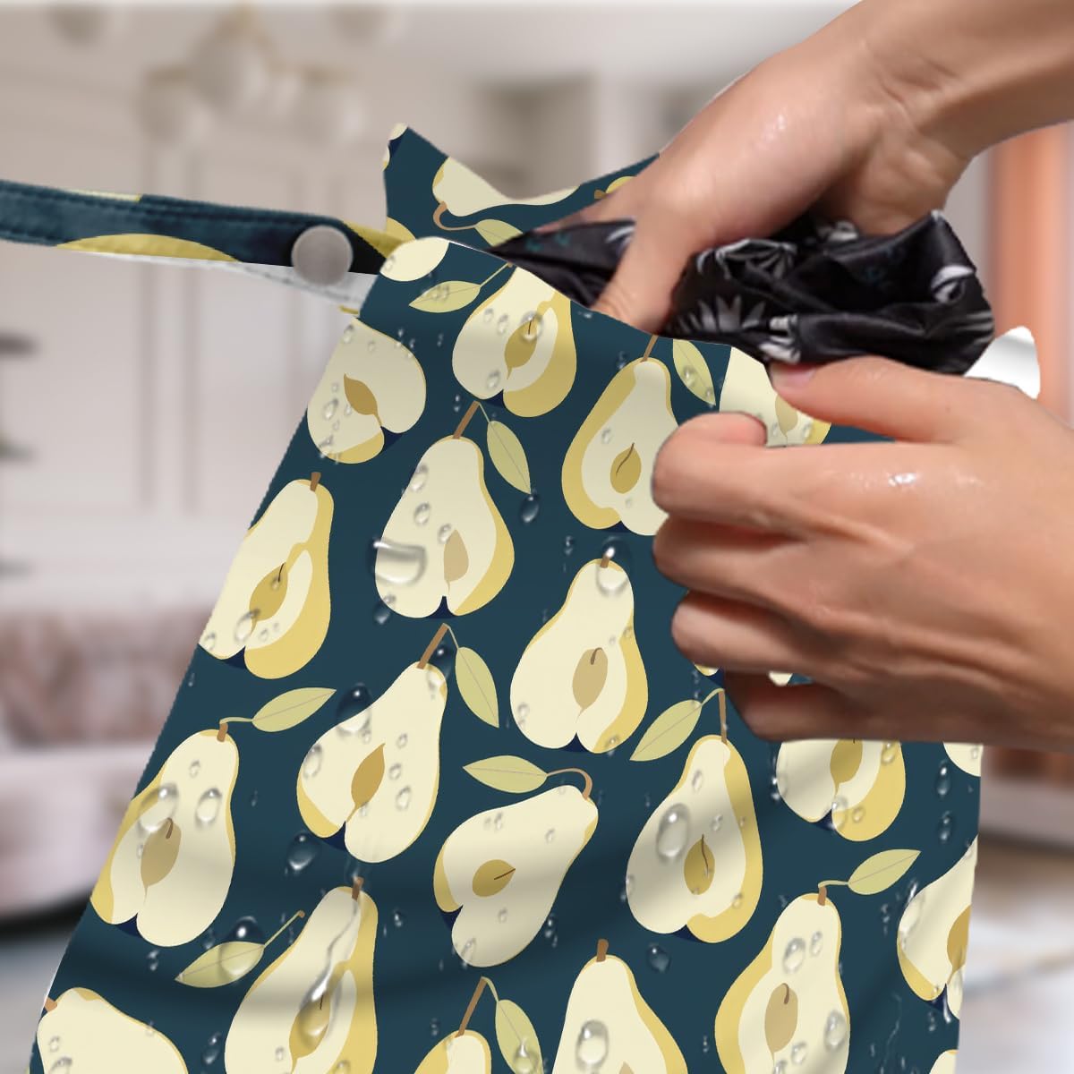 4 Pack Cute Fruit Wet Bag Waterproof Washable Reusable Wet Dry Bag for Swimsuit Dirty Clothes Cloth Diaper Travel Beach Pool Yoga Gym Toiletries Travel Beach Essentials Banana Strawberry Orange