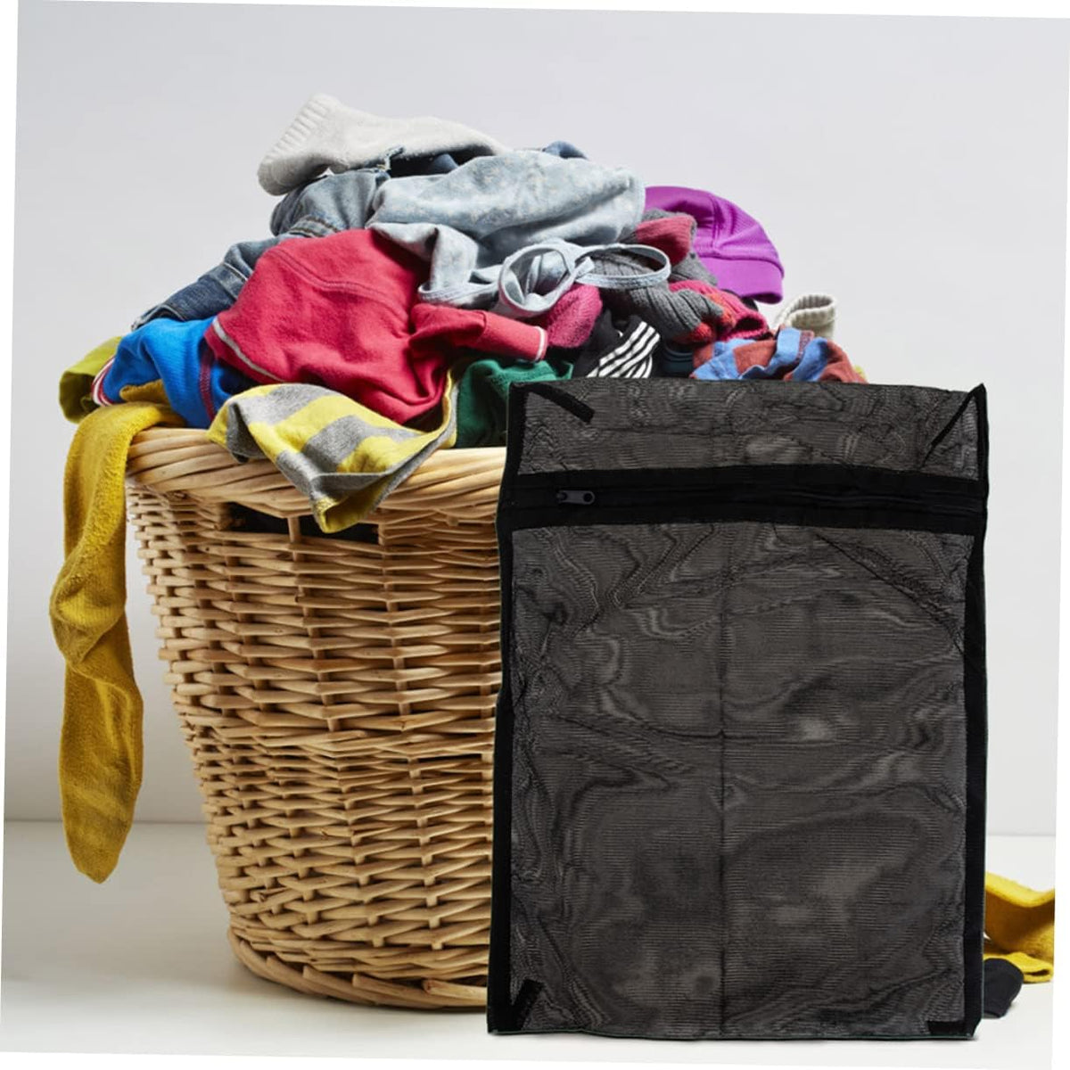 Mesh Laundry Bags 8-Pack with Zipper for Delicates Washing and Travel Storage Organizer for Bras Socks Underwear Clothes Protection