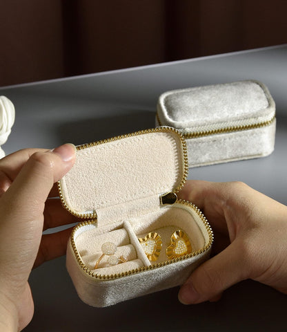 Small Travel Jewelry Case, Mini Tiny Plush Velvet Jewelry Box for Women and Girls, Pocket Size Jewelry holder organizer for Rings Earrings and Small Items(Avocado Green)