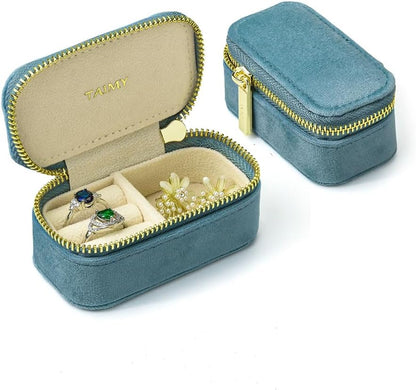 Small Travel Jewelry Case, Mini Tiny Plush Velvet Jewelry Box for Women and Girls, Pocket Size Jewelry holder organizer for Rings Earrings and Small Items(Avocado Green)