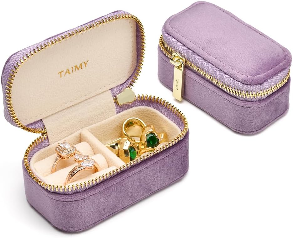 Small Travel Jewelry Case, Mini Tiny Plush Velvet Jewelry Box for Women and Girls, Pocket Size Jewelry holder organizer for Rings Earrings and Small Items(Avocado Green)