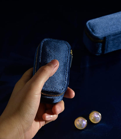 Small Travel Jewelry Case, Mini Tiny Plush Velvet Jewelry Box for Women and Girls, Pocket Size Jewelry holder organizer for Rings Earrings and Small Items(Avocado Green)