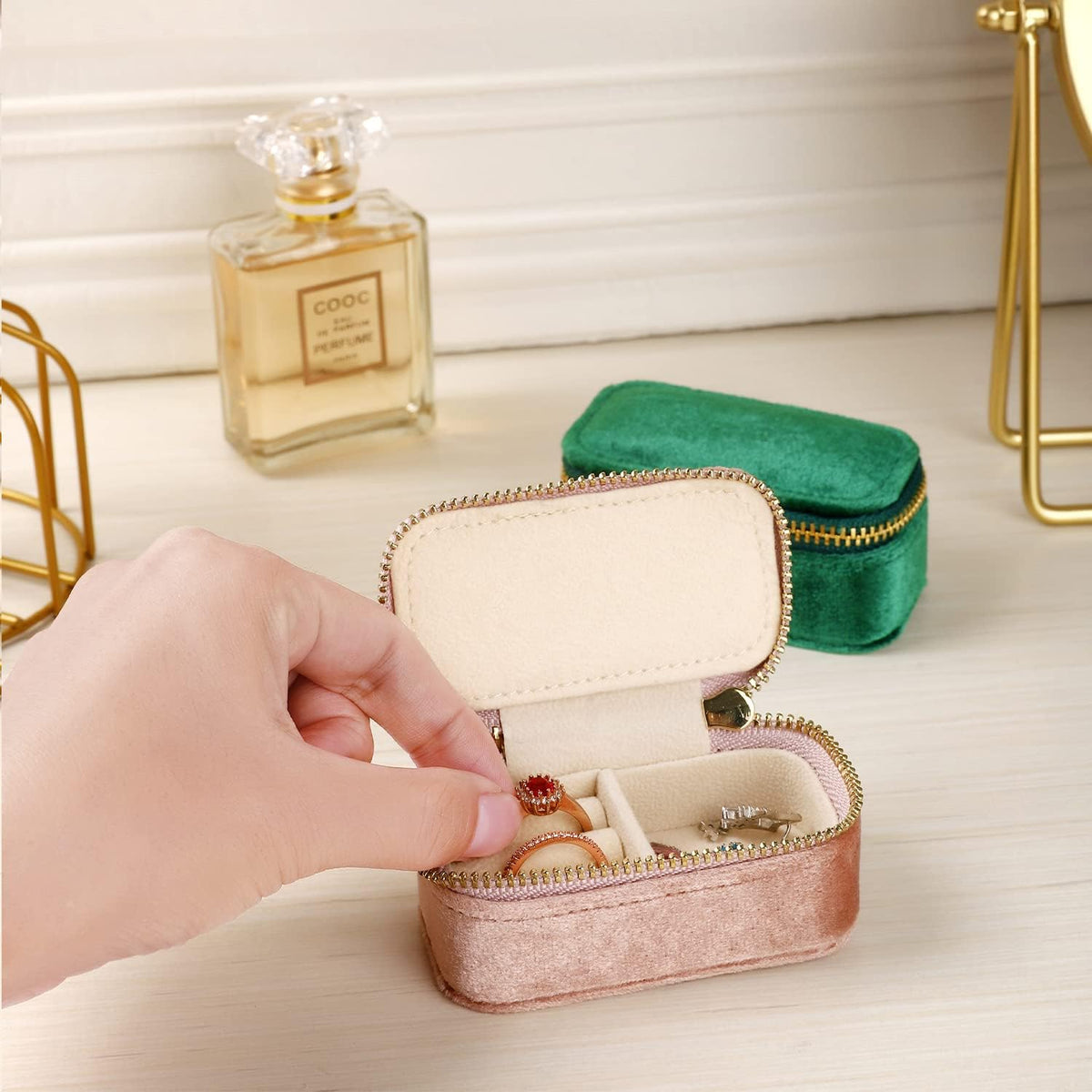 Small Travel Jewelry Case, Mini Tiny Plush Velvet Jewelry Box for Women and Girls, Pocket Size Jewelry holder organizer for Rings Earrings and Small Items(Avocado Green)
