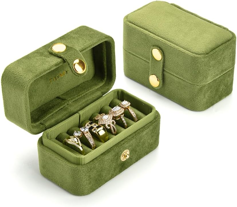 Small Travel Jewelry Case, Mini Tiny Plush Velvet Jewelry Box for Women and Girls, Pocket Size Jewelry holder organizer for Rings Earrings and Small Items(Avocado Green)