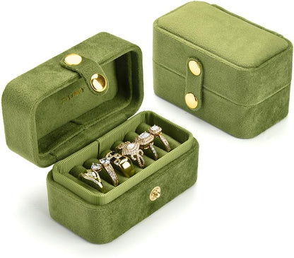 Small Travel Jewelry Case, Mini Tiny Plush Velvet Jewelry Box for Women and Girls, Pocket Size Jewelry holder organizer for Rings Earrings and Small Items(Avocado Green)