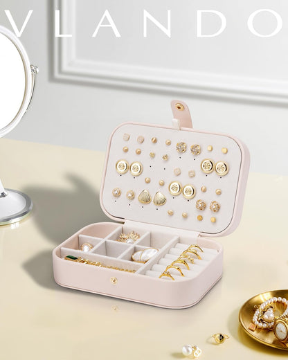 Travel Jewelry Case for Women Girls, Gifts for Mother, PU Leather Small Jewelry Box for Rings, Necklaces, Bracelets, Earring Holder Organizer Storage for Travel Essentials - Beige