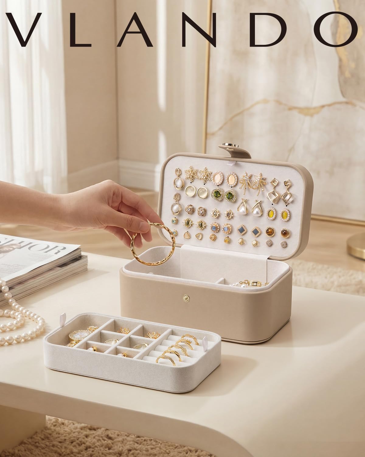 Travel Jewelry Case for Women Girls, Gifts for Mother, PU Leather Small Jewelry Box for Rings, Necklaces, Bracelets, Earring Holder Organizer Storage for Travel Essentials - Beige