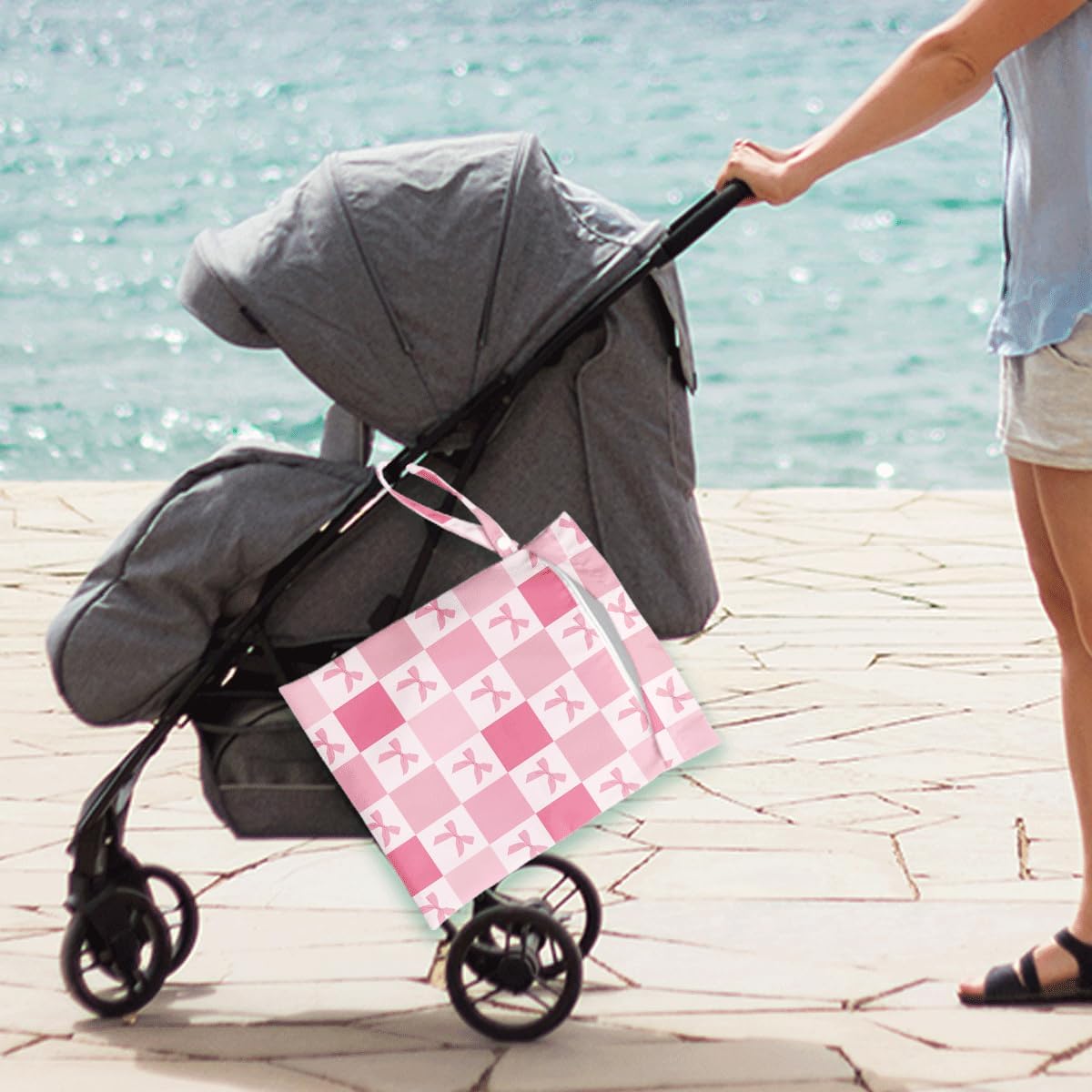 Pink Bow Checker Wet Bag for Swimsuit Travel Beach Baby Cloth Diapers