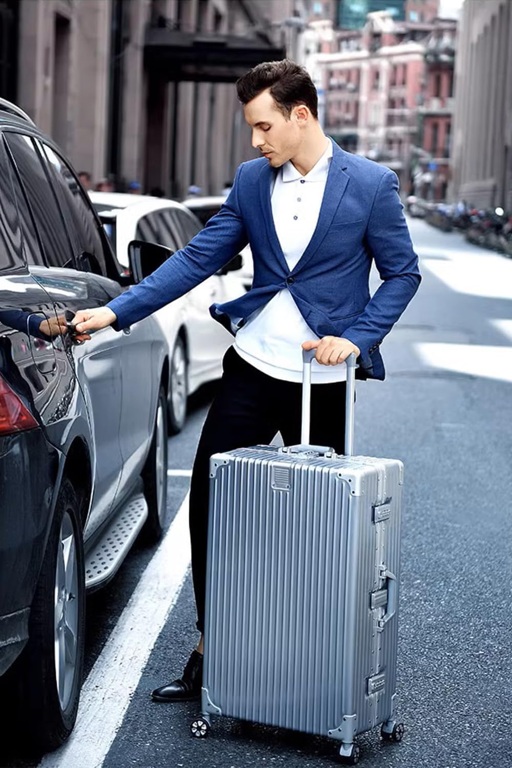 Carry On Luggage with Spinner Wheels, PC Hard Shell Zipperless Suitcase with Aluminum Frame and TSA Locks, 22x14x9 Airline Approved Lightweight Luggage for Business Travel (White, 20 Inch)