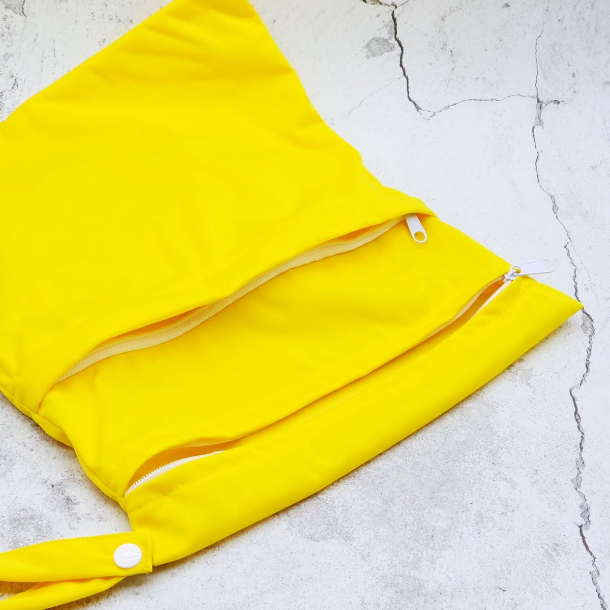 2pcs Cloth Diaper Wet Dry Bags Waterproof Reusable with Two Zippered Pockets Travel Beach Pool Daycare Soiled Baby Items Yoga Gym Bag for Swimsuits or Wet Clothes (3036-2-yellow+blue)