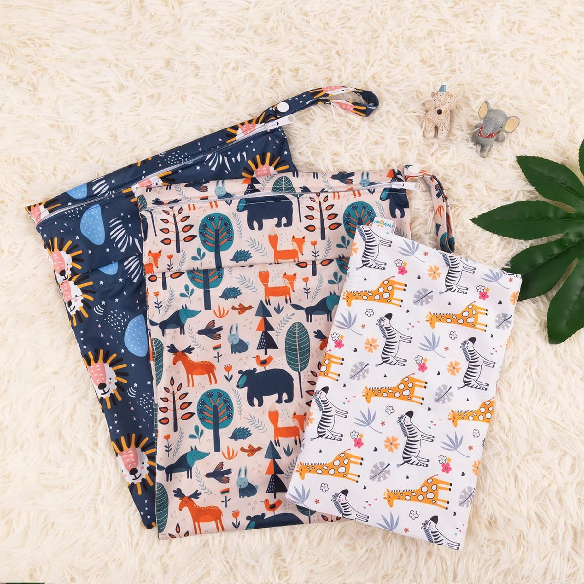 Wet Dry Bags 3 Pack, Waterproof Reusable Travel Bags for Swimsuits, Baby Cloth Diapers, Beach, Pool, Gym Bag & Wet Clothes with 2 Pockets L-BWG - Colors B