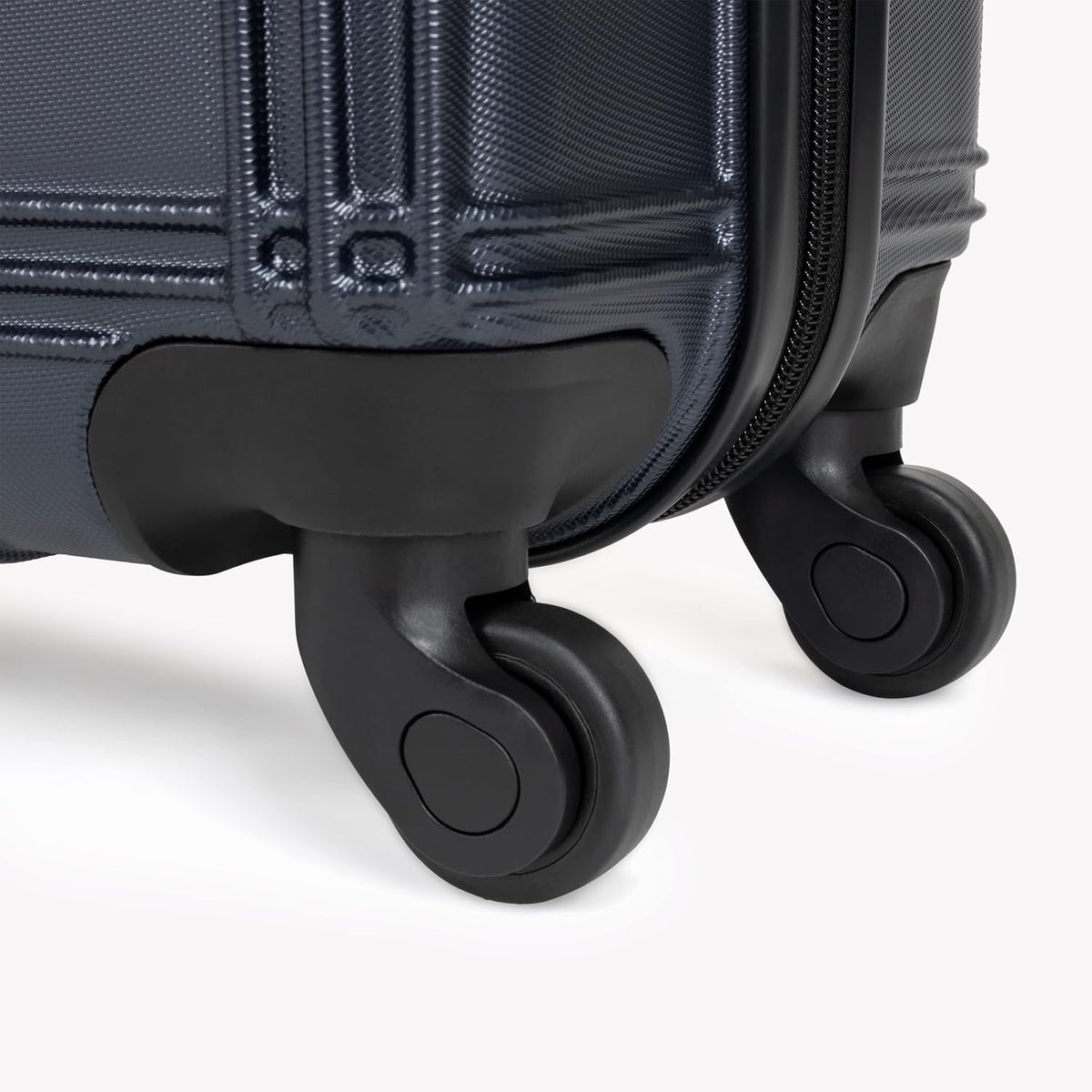 Nottingham Lightweight Hardside 4-Wheel Spinner Travel Luggage, Rose Gold, 20-Inch Carry On