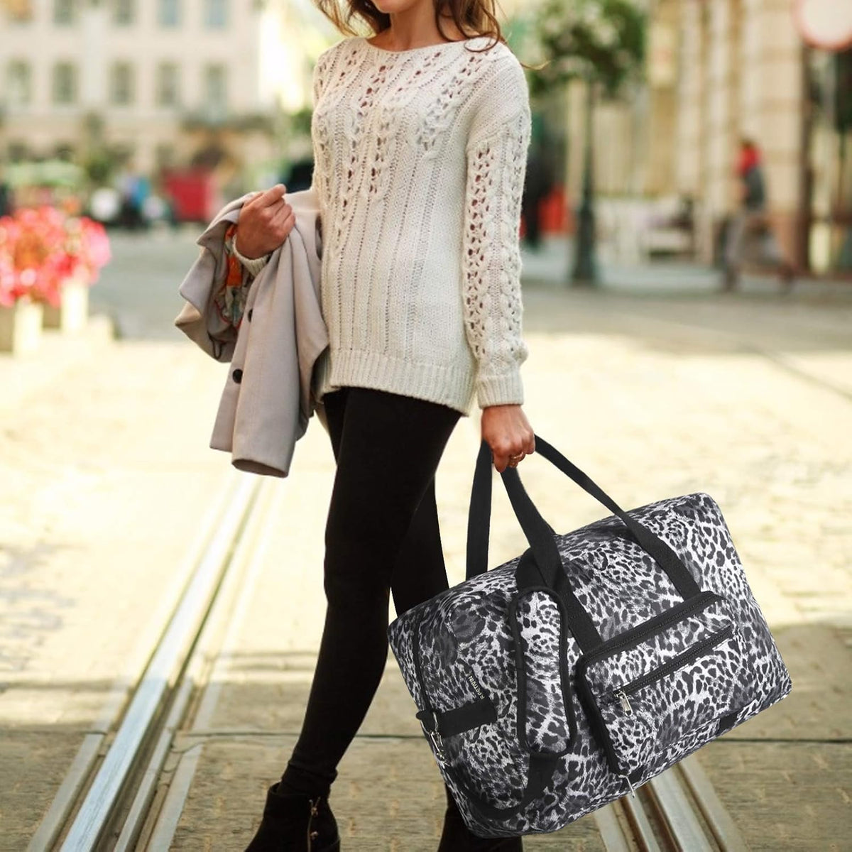 Travel Foldable Waterproof Duffel Bag - Lightweight Carry on Luggage Tote Duffel Bag(Black Floral)