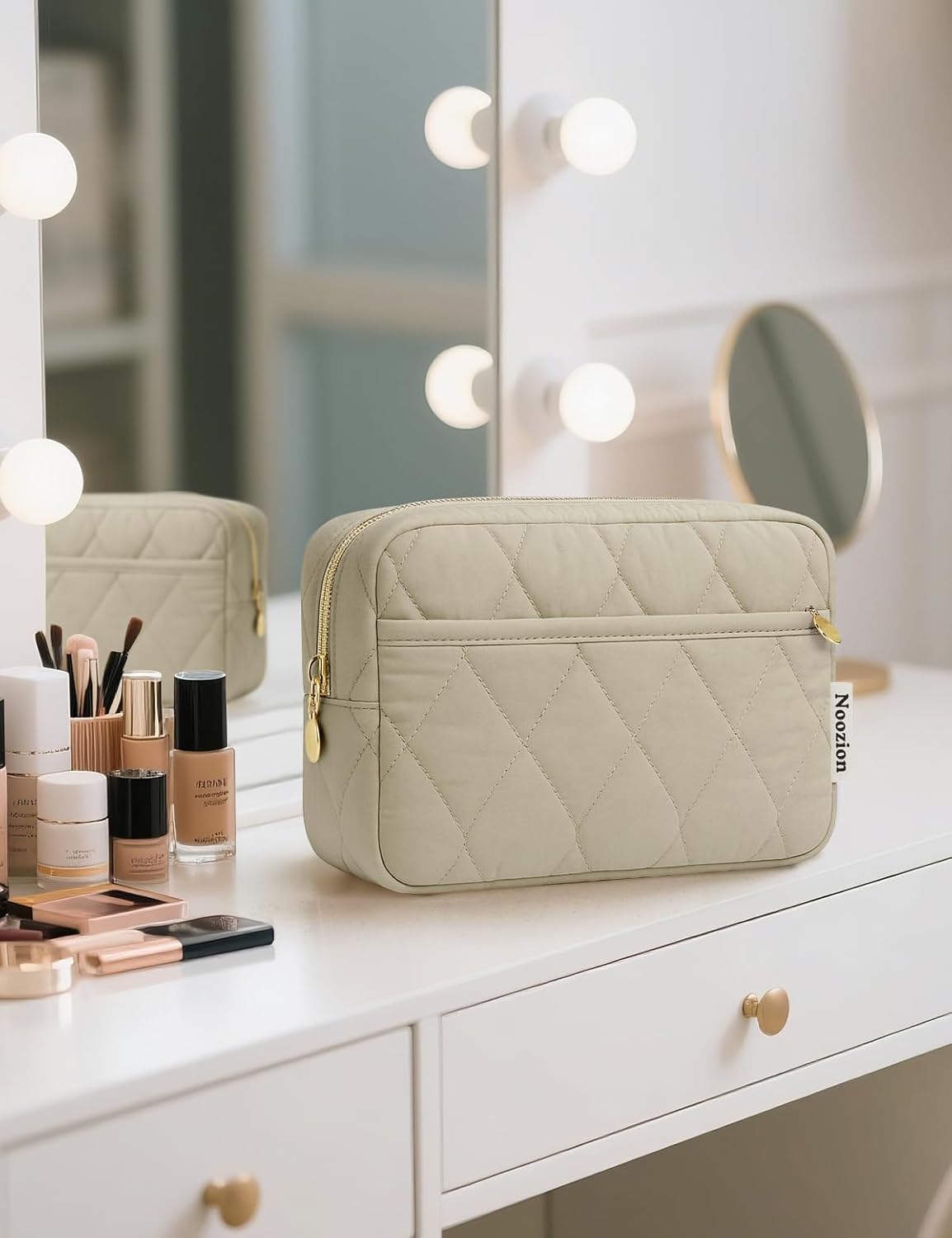 Makeup Bag Travel Toiletry Bag, Puffy Padded Cosmetic Bag for Women, Makeup Organizer Case, Wide-open Pouch Purse, Travel Essentials