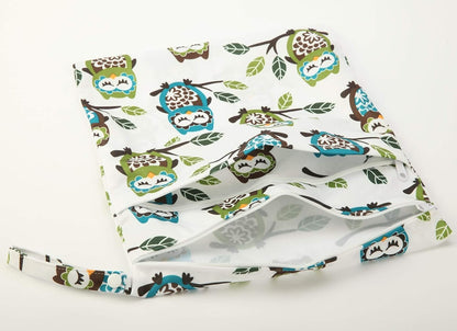 Wet Dry Bag Baby Cloth Diaper Nappy Insert Bag With Two Zippered Pockets Boys (Sharks)