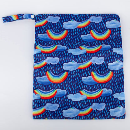 Wet Dry Bag Baby Cloth Diaper Nappy Insert Bag With Two Zippered Pockets Boys (Sharks)