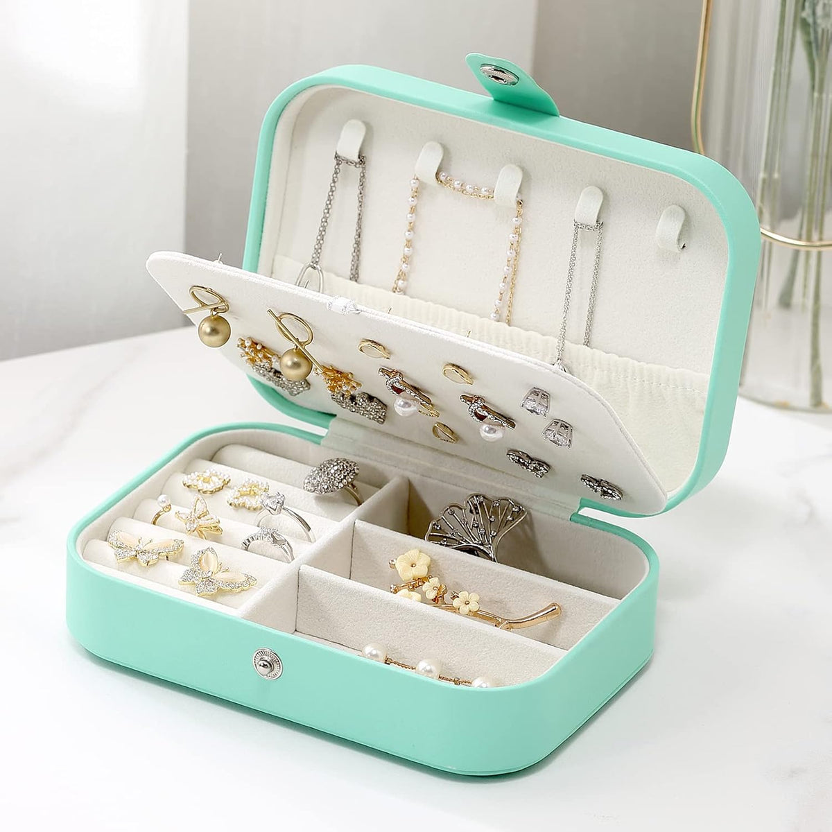 Travel Jewelry Case, Double Layer Travel Jewelry Organizer for Necklace Earring Rings Jewelry Display Case for Women, White