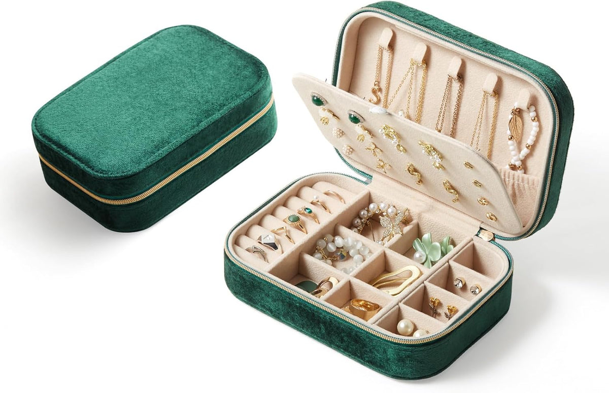 Travel Jewelry Case, Double Layer Travel Jewelry Organizer for Necklace Earring Rings Jewelry Display Case for Women, White