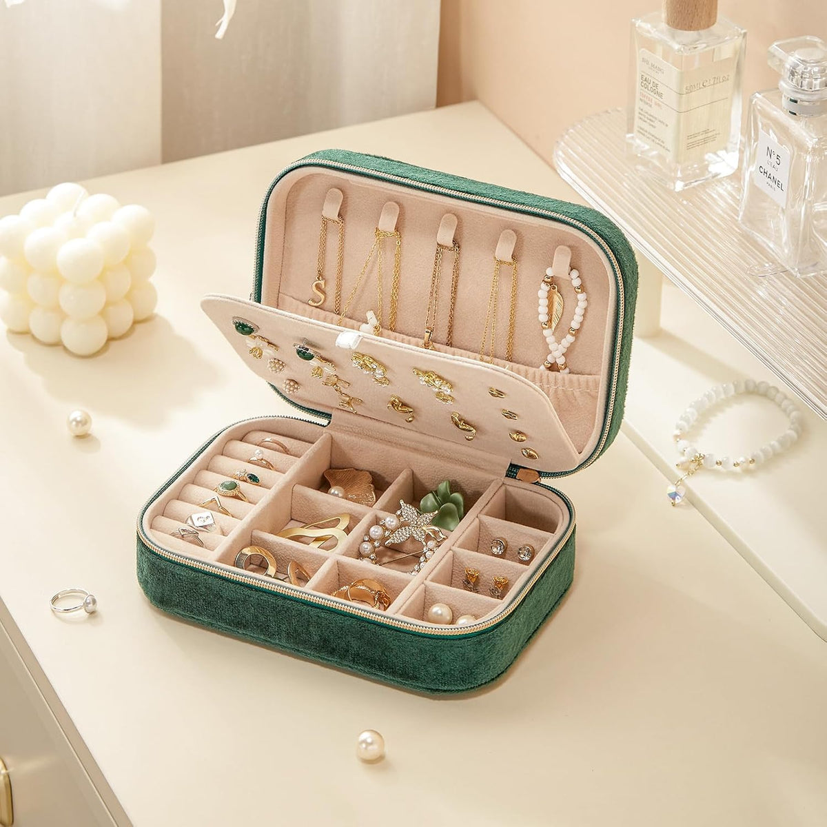 Travel Jewelry Case, Double Layer Travel Jewelry Organizer for Necklace Earring Rings Jewelry Display Case for Women, White