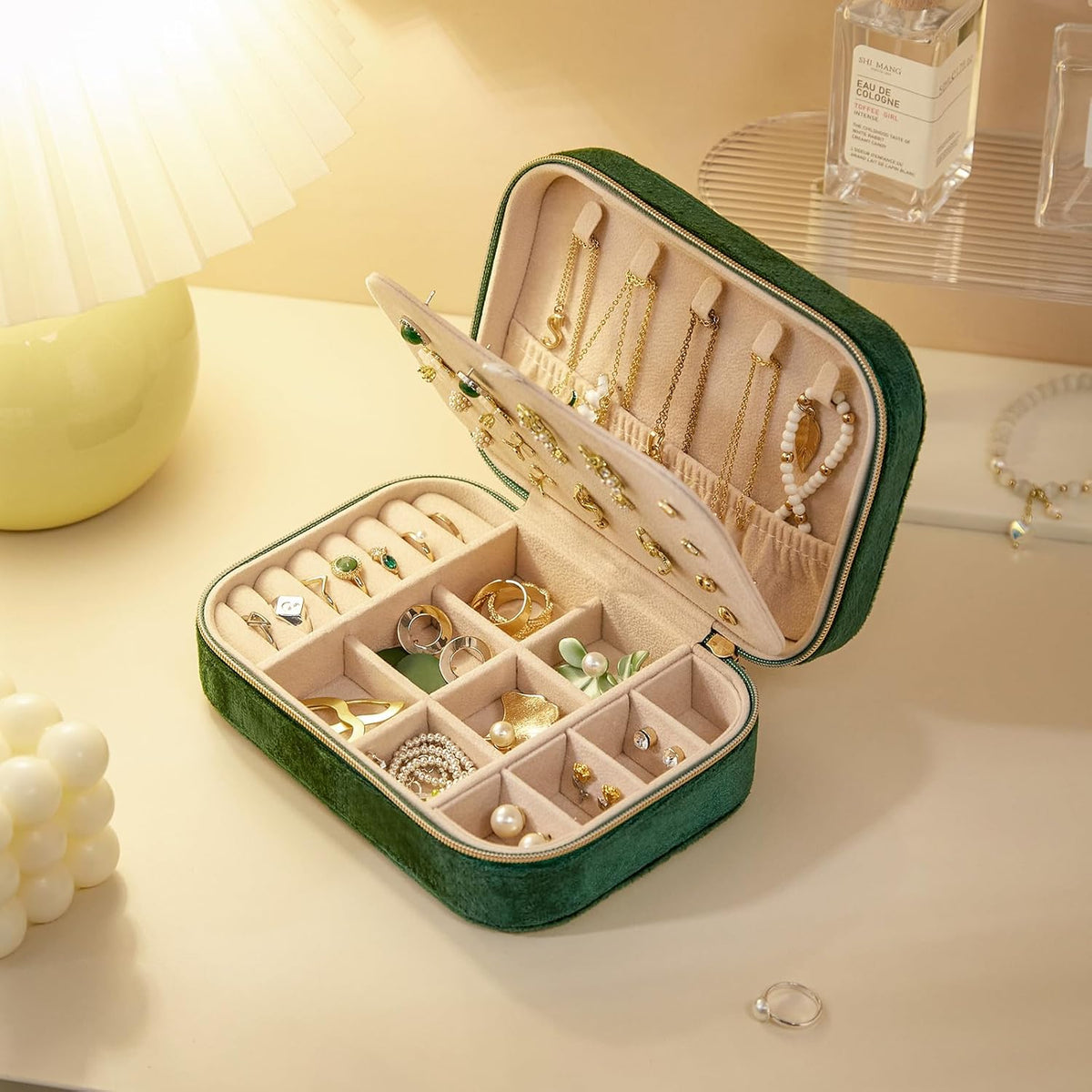 Travel Jewelry Case, Double Layer Travel Jewelry Organizer for Necklace Earring Rings Jewelry Display Case for Women, White