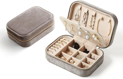 Travel Jewelry Case, Double Layer Travel Jewelry Organizer for Necklace Earring Rings Jewelry Display Case for Women, White