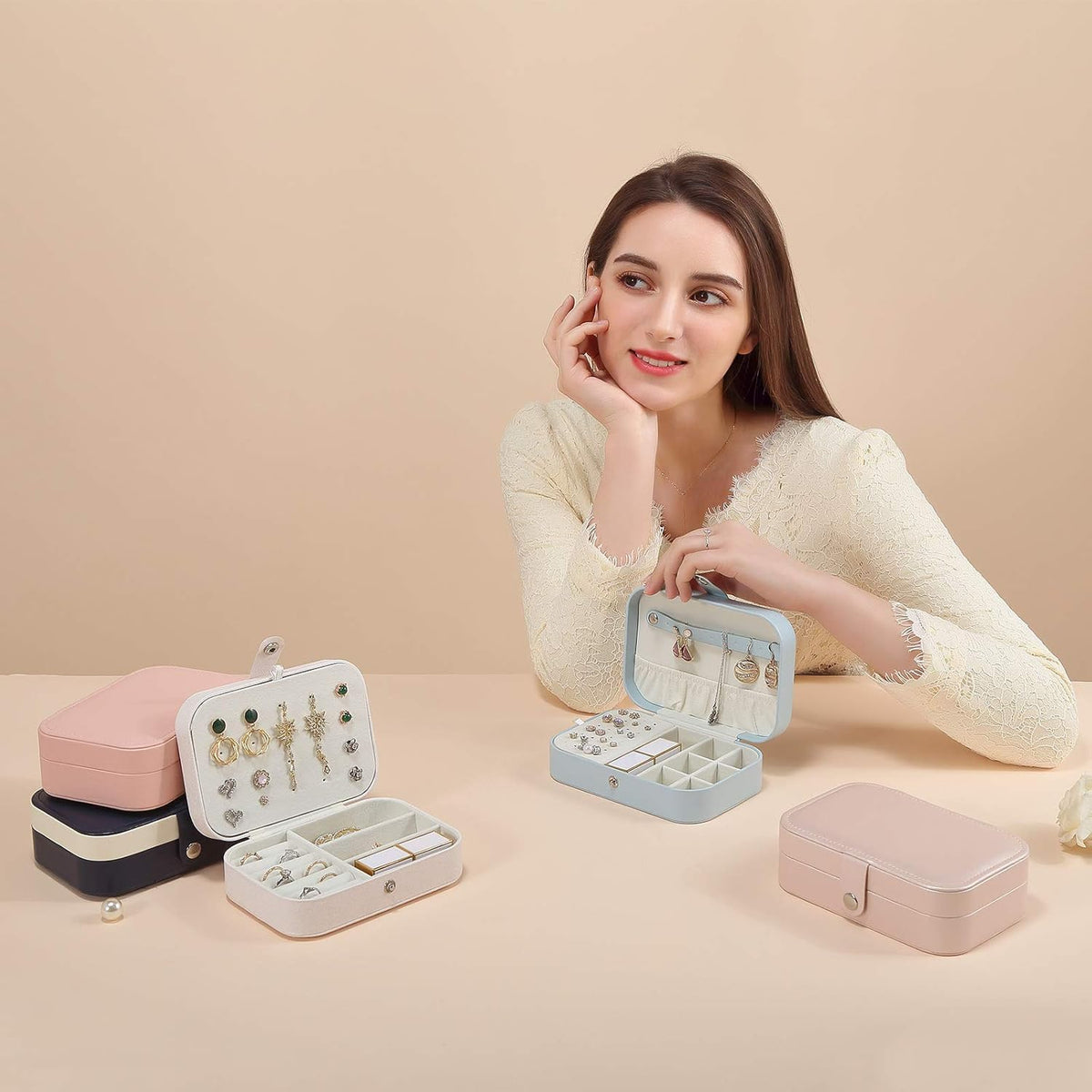 Travel Jewelry Case, Double Layer Travel Jewelry Organizer for Necklace Earring Rings Jewelry Display Case for Women, White