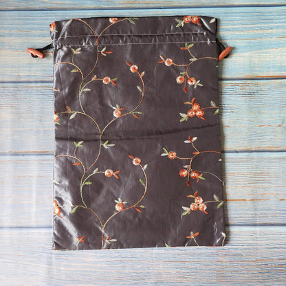 4pcs Embroidered Silk Flower Design Jacquard Travel Bag, Laundry Bags Shoe Bags, Lingerie Bags Underwear Bags for Travel Storage for Men Women Washable Cloth Shoe Bags