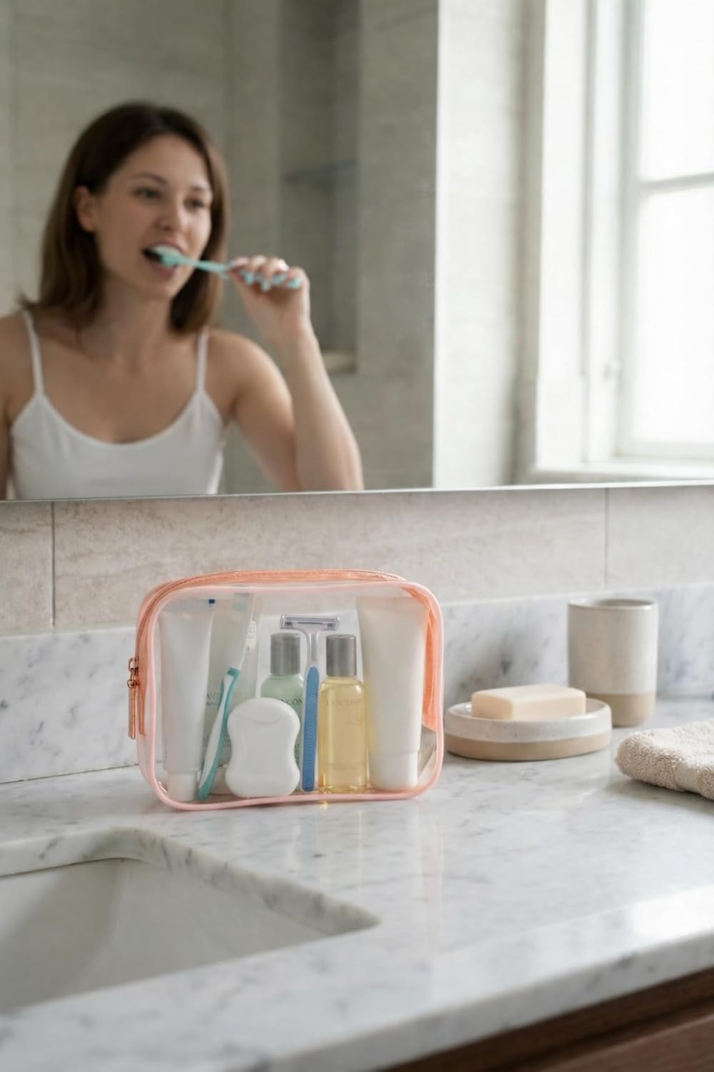 Clear Travel Bags for Toiletries, Lightweight Toiletry Bag, Multipurpose Transparent TSA Cosmetic Bag