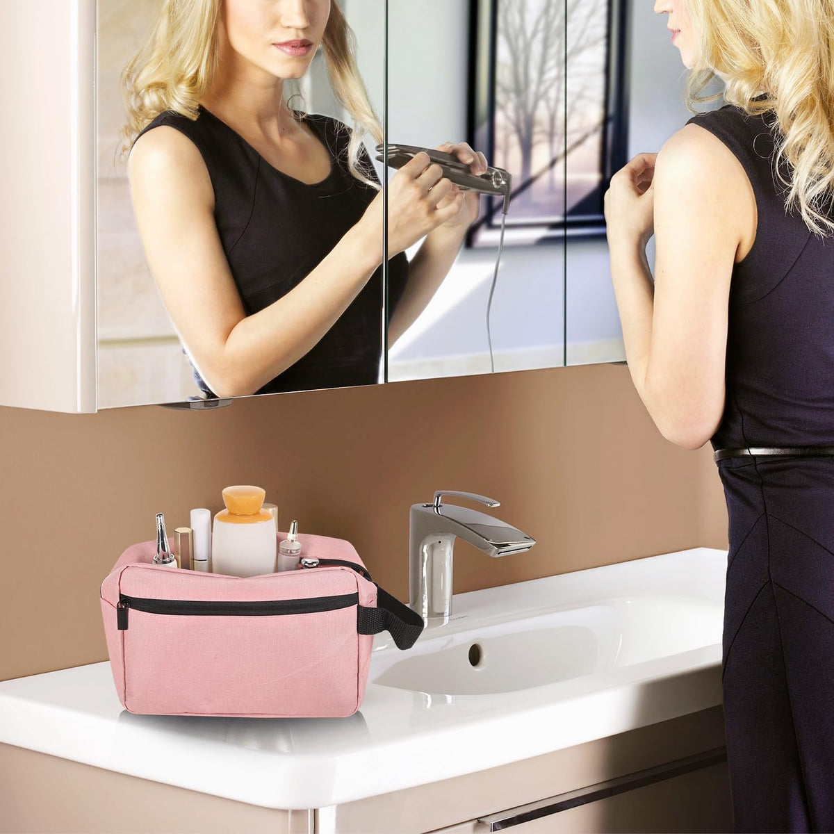 Travel Toiletry bag Toiletry bag for women men Hanging Cosmetic bag Travel accessories for Women Men (Black)