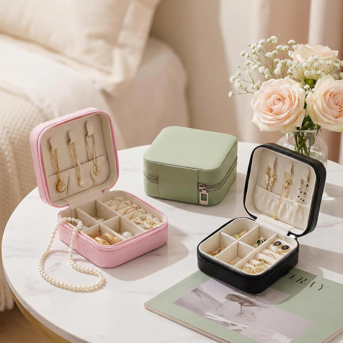 Travel Jewelry Case, Small Jewelry Box Portable Jewelry Travel Organizer Display Storage Case for Rings Earring Necklace Bracelet, Gift for Women Girls, Green