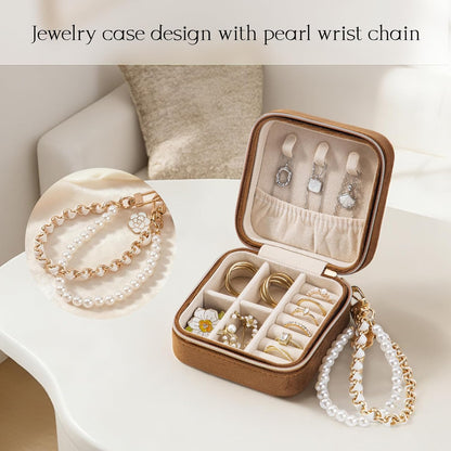 Travel Jewelry Case, Small Jewelry Box Portable Jewelry Travel Organizer Display Storage Case for Rings Earring Necklace Bracelet, Gift for Women Girls, Green