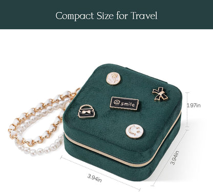 Travel Jewelry Case, Small Jewelry Box Portable Jewelry Travel Organizer Display Storage Case for Rings Earring Necklace Bracelet, Gift for Women Girls, Green