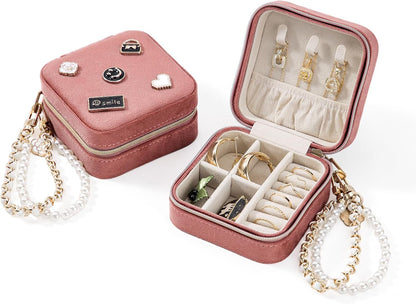 Travel Jewelry Case, Small Jewelry Box Portable Jewelry Travel Organizer Display Storage Case for Rings Earring Necklace Bracelet, Gift for Women Girls, Green