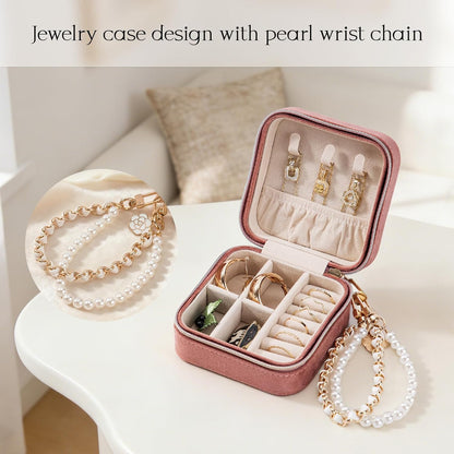 Travel Jewelry Case, Small Jewelry Box Portable Jewelry Travel Organizer Display Storage Case for Rings Earring Necklace Bracelet, Gift for Women Girls, Green