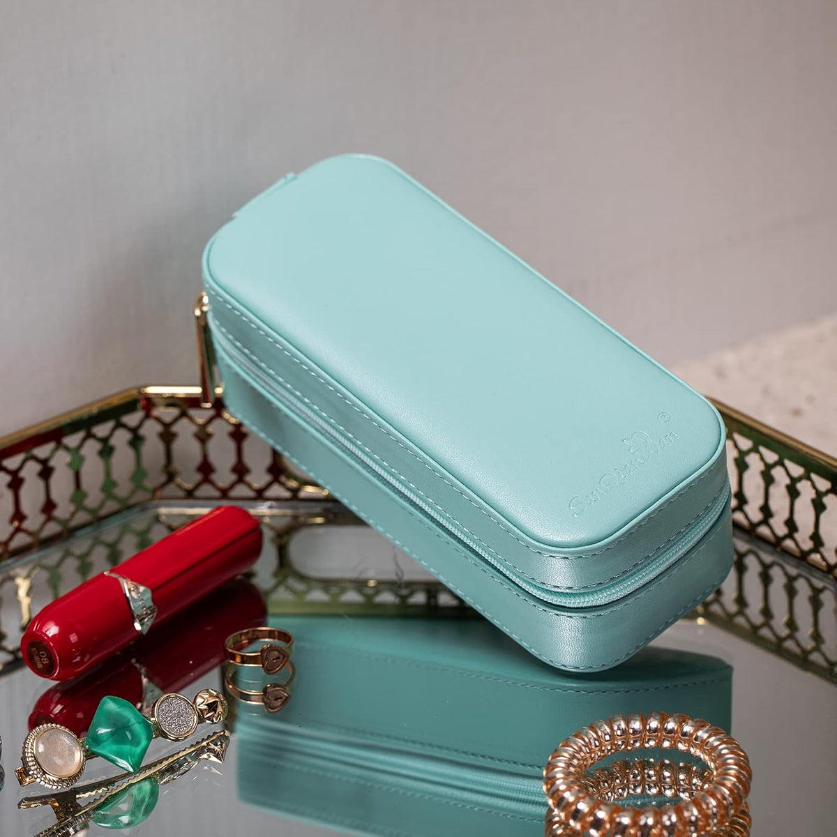 Small Travel Jewelry Organizers Box for Women with PU Leather Portable | Mini Jewelry Case with Compartments for Necklace Rings Earrings,Luxury Giftable Boxes Gifts