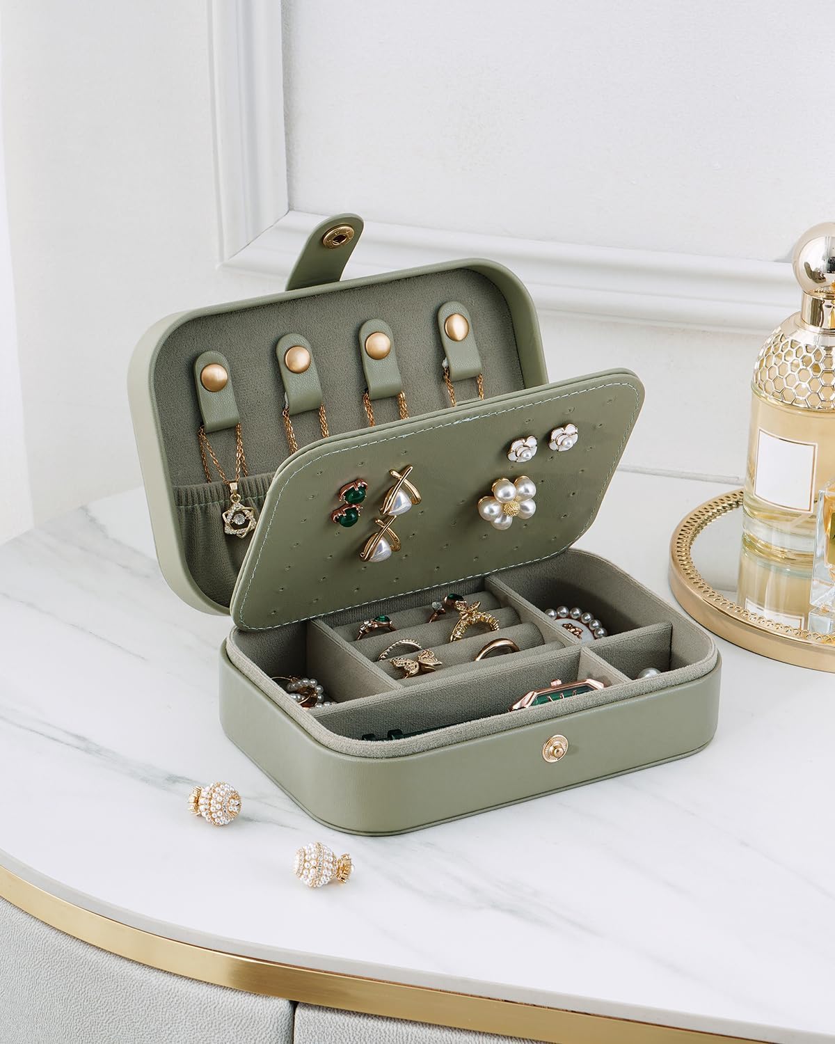 Jewelry Travel Case, Portable Travel Jewelry Box for Women, PU Leather, Snap Closure, Jewelry Holder Organizer Travel Essentials, Green