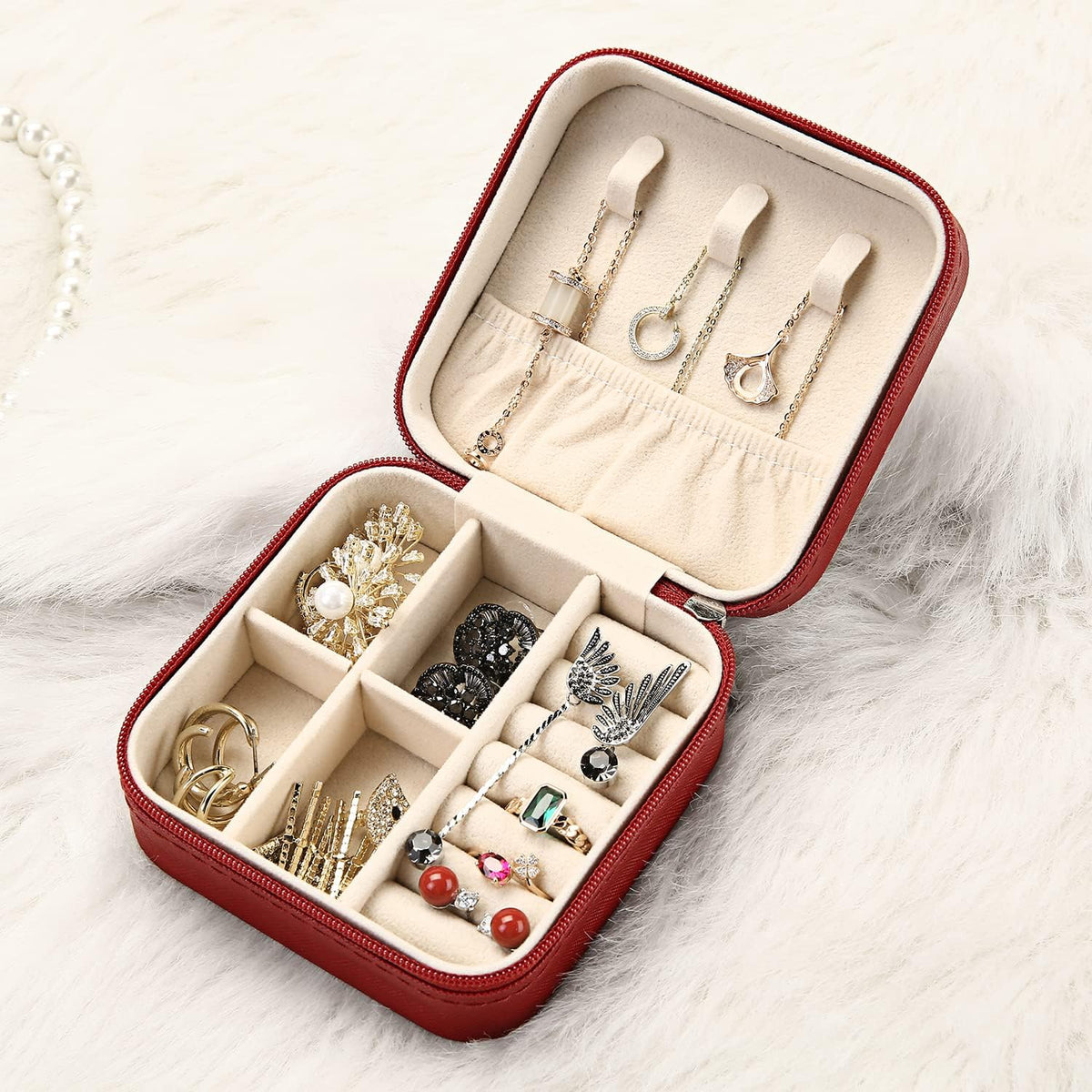 Mini Jewelry Travel Case, Small Portable Jewellry Organizer Box Portable Display Storage Box for Rings Earrings Necklaces, Gifts for Girl, Women, Wedding, Birthday, Mom, Mother's Day (Blue)
