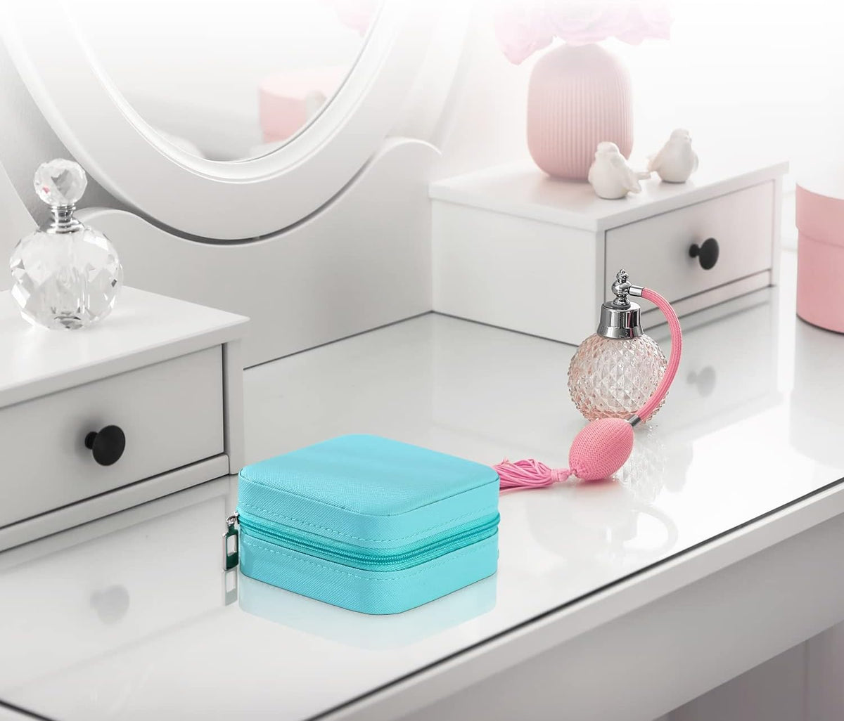 Mini Jewelry Travel Case, Small Portable Jewellry Organizer Box Portable Display Storage Box for Rings Earrings Necklaces, Gifts for Girl, Women, Wedding, Birthday, Mom, Mother's Day (Blue)