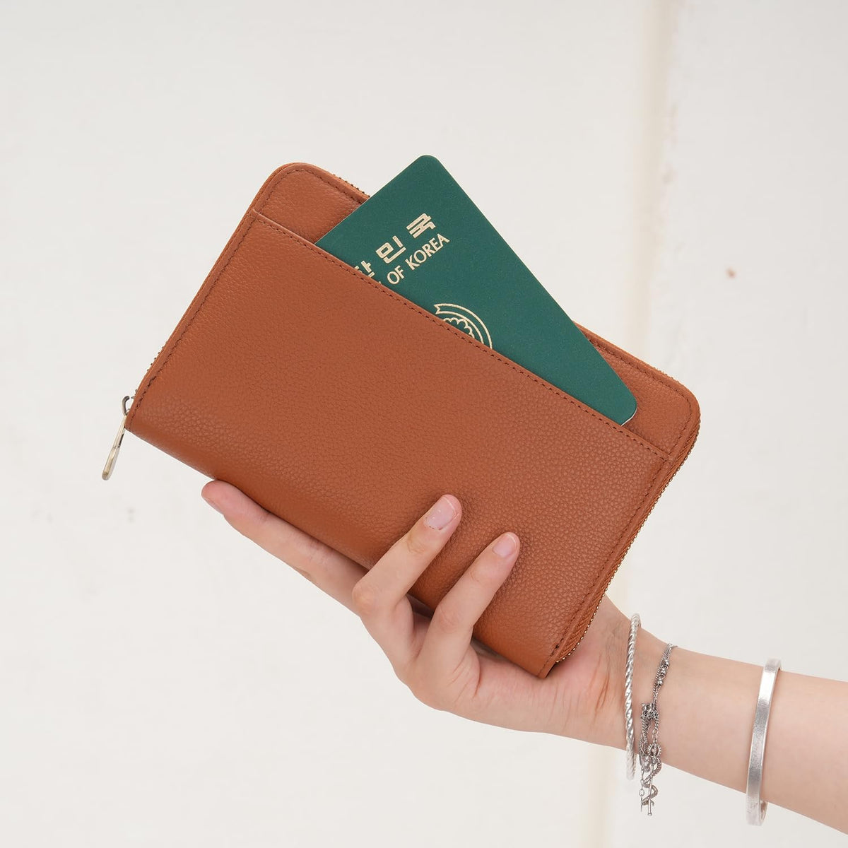 Leather Zipper Travel Passport Wallet Holder RFID Blocking Cover, Passport case Pocket Slot for Card, Cash, ID, Boarding Pass and Ticket for Men, Women and Family Trips (Brown)