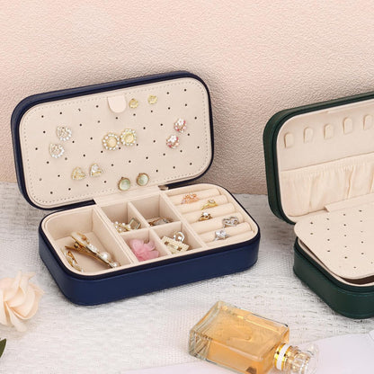 Travel Jewelry Box, PU Leather Portable Jewelry Case, Small Jewelry Boxes for Gifts, Travel Jewelry Organizer for Women Rings Earrings Necklaces Bracelets (Gray)