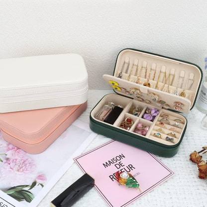 Travel Jewelry Box, PU Leather Portable Jewelry Case, Small Jewelry Boxes for Gifts, Travel Jewelry Organizer for Women Rings Earrings Necklaces Bracelets (Gray)