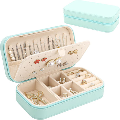 Travel Jewelry Box, PU Leather Portable Jewelry Case, Small Jewelry Boxes for Gifts, Travel Jewelry Organizer for Women Rings Earrings Necklaces Bracelets (Gray)